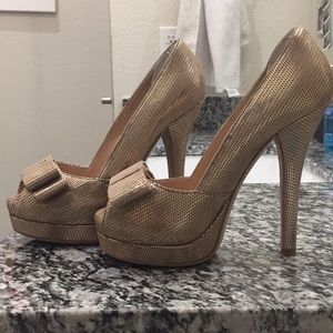 FENDI metallic pump heels